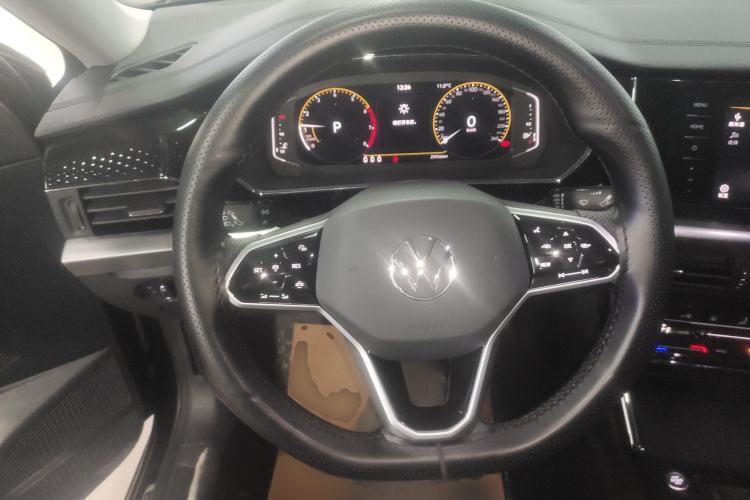 Used Volkswagen Passat 2024 380TSI Dragon Edition