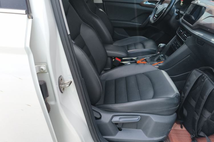 Used Volkswagen Tharu 2021 280TSI Two-Wheel-Drive Luxury Plus Edition Right Front Seat