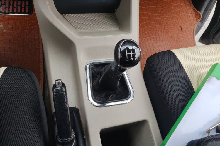 Used FORTHING Lingzhi 2019 V3 1.6L 2-Seat Standard Model China VI