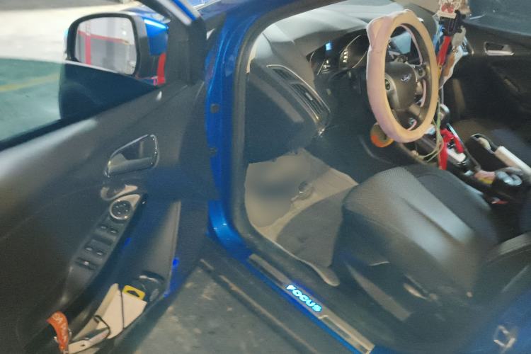 Used Ford Focus 2012 Hatchback 1.6L Automatic Comfort Model Driver Seat