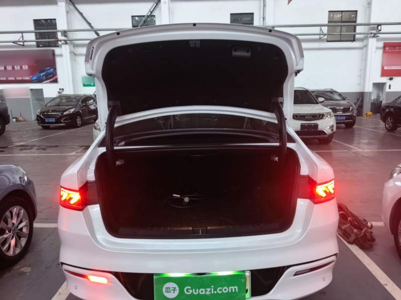 Used BYD Qin PLUS 2024 HONOR Edition DM-i 55KM Leading Model — 18