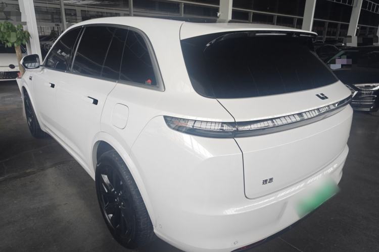 Used Li Auto L7 2023 Air model
