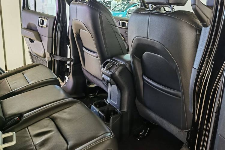 Used Jeep Gladiator 2022 3.6L Pioneer Edition
