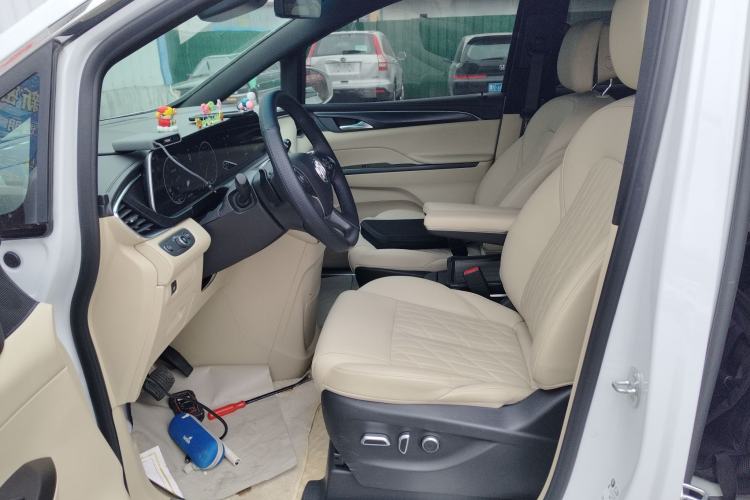 Used Buick GL8 2022 ES Land Cruiser 653T Luxury Model