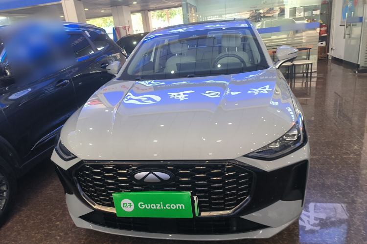 Used Chery Fengyun A8L 2025 1.5 TGDI 145 km Luxury Version Front