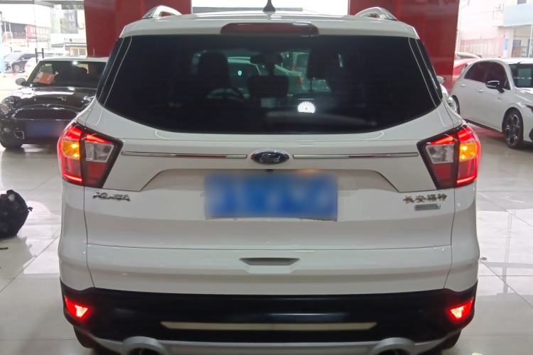 Used Ford Kuga 2018 EcoBoost 180 Two-Wheel-Drive Platinum Edition