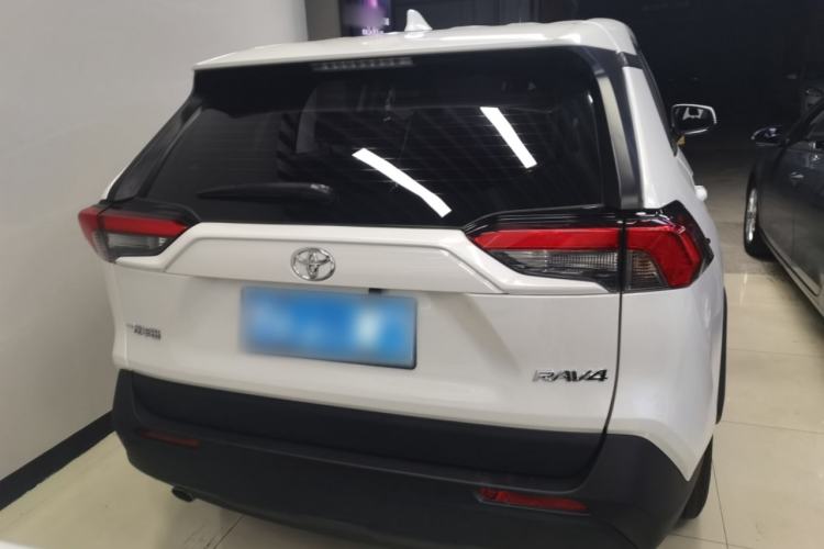 Used Toyota RAV4 2022 2.0L CVT Two-Wheel Drive Urban Edition
