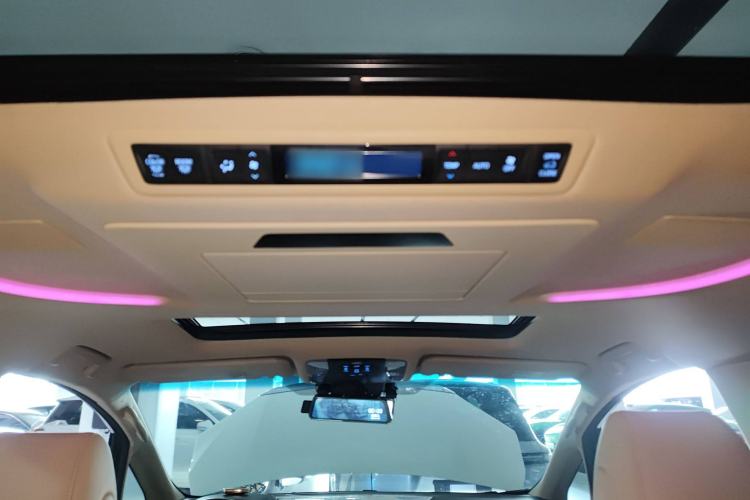 Used Toyota Vellfire 2020 Dual-Engine 2.5L Black Gold Limited Edition
