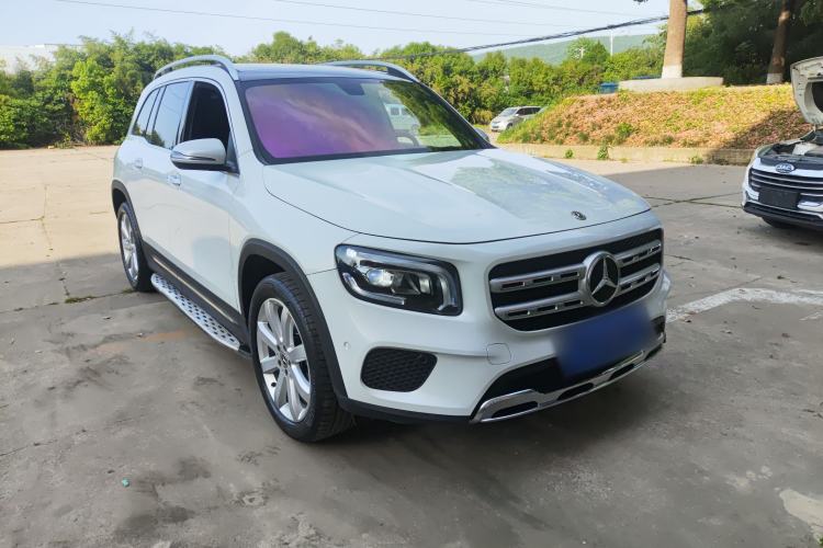 Used Mercedes-Benz GLB 2020 Facelift GLB 200 Fashion Edition Front Right 45 Deg