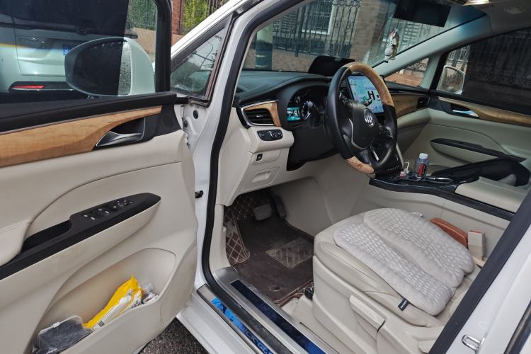 Used Buick GL8 2018 ES 28T Comfort Model China VI Standard Driver Seat