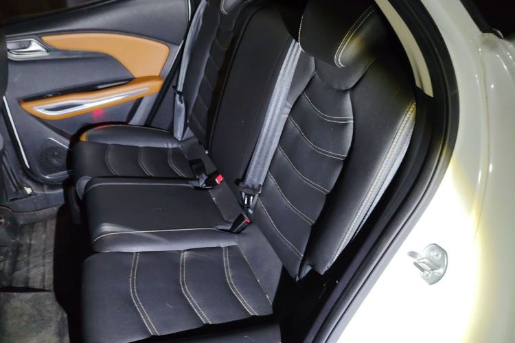 Used Zotye T300 2017 1.5T CVT Luxury Model Left Rear Seat