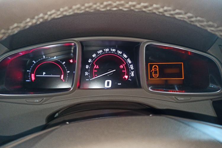 Used DS 5LS 2014 1.6T Elegant Version THP160
