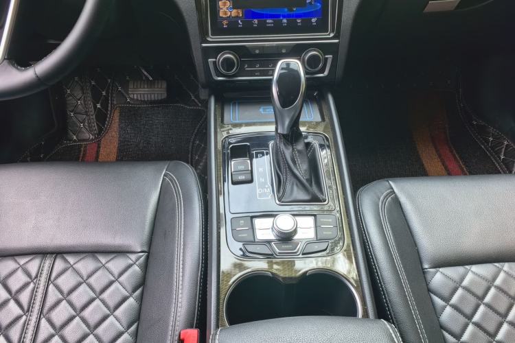 Used Zotye Z560 2017 1.5T CVT Luxury Model Gear Lever