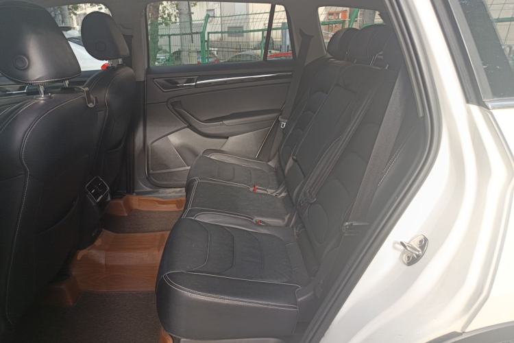 Used Skoda Kodiaq 2018 Facelifted TSI330 5-Seater Two-Wheel-Drive Luxury Enjoyment Edition