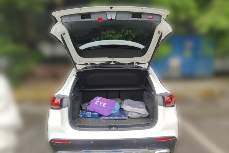 Used Mercedes-Benz GLA 2022 Facelifted GLA 200 Trunk