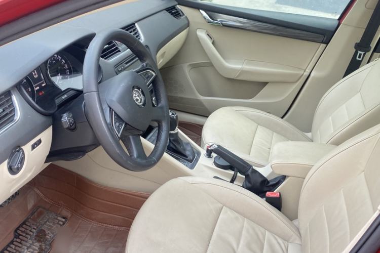 Used Skoda Octavia 2015 1.6L Automatic Yijun Edition