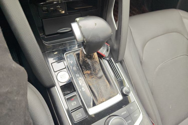 Used BORGWARD BX7 2016 28T Four-wheel Drive Luxury Edition 5 Seats