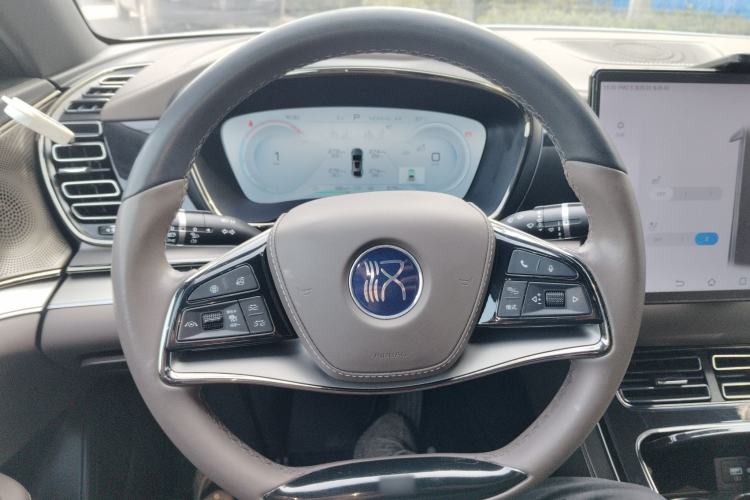 Used BYD Han 2022 DM-i 121KM Prestige Model
