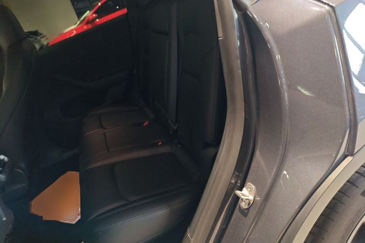 Used Tesla Model Y 2022 Long-Range All-Wheel-Drive Version