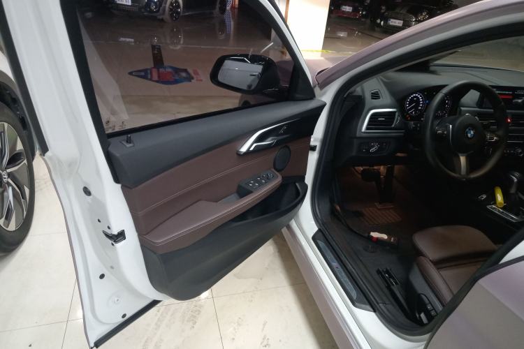 Used BMW 1 Series 2019 118i M Sport Package Driver Seat