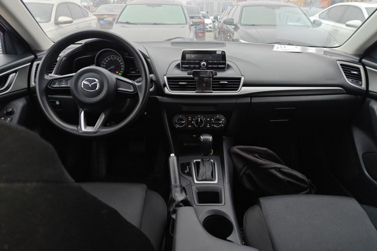 Used Mazda Mazda 3 Axela 2017 Hatchback 1.5L Automatic Comfort Model Emission Standard China V