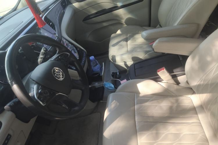 Used Buick GL8 2017 28T Avenir Avia National Emission Standard V
