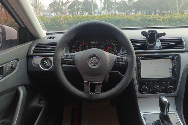 Used Volkswagen Passat 2013 1.8TSI DSG Prestige Edition