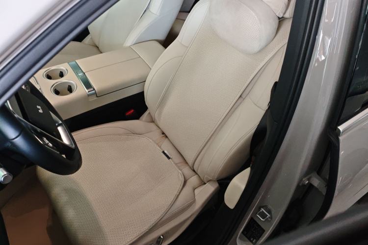 Used Li Auto L6 2024 Pro Model
