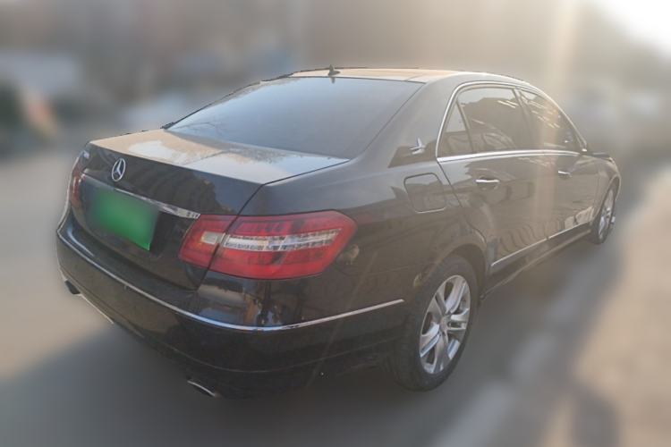 Used Mercedes-Benz E-Class 2010 E 300 L Fashion Model
