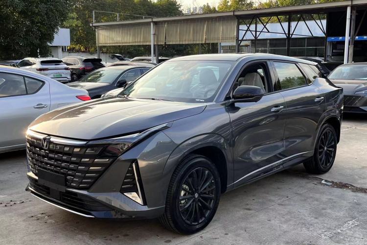 Used Changan UNI-Z New Energy 2024 Blue Whale Smart Electric iDD 125km Leading Model