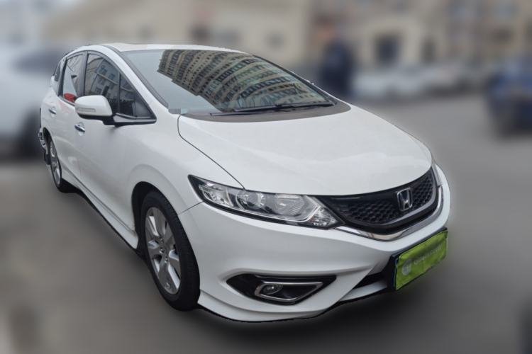 Used Honda Jade 2014 1.8L CVT Luxury Edition 5 seats Front Right 45 Deg