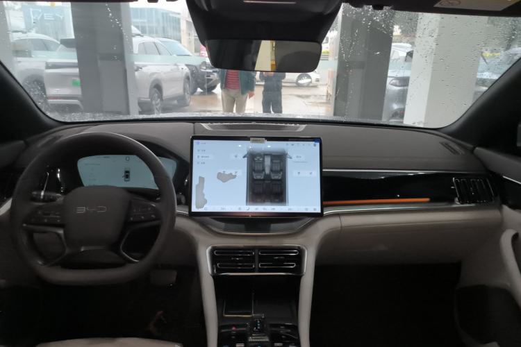 Used BYD Song PLUS New Energy 2025 EV Intelligent Driving Version 520km Premium Model
