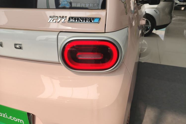 Used Wuling Hongguang MINIEV 2024 3rd Generation 215km Youth Edition