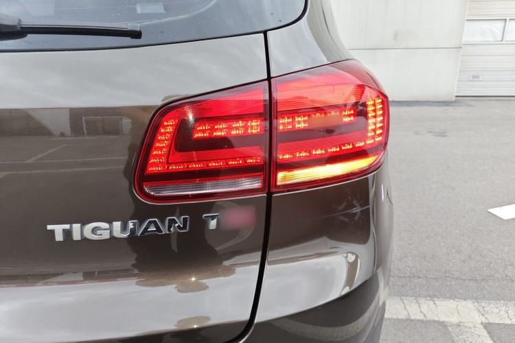 Used Volkswagen Tiguan 2015 1.8TSI Automatic Two-Wheel Drive Trend Edition Exterior 3