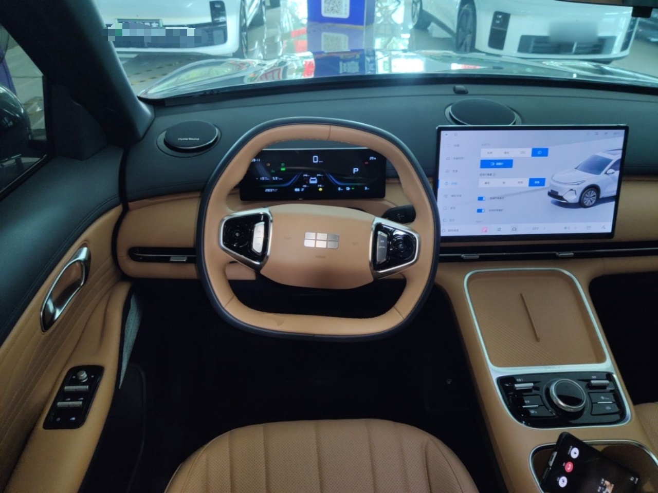 Geely Galaxy Xingjian 7 EM-i 2025 120km Launch+ Version — снимка 13