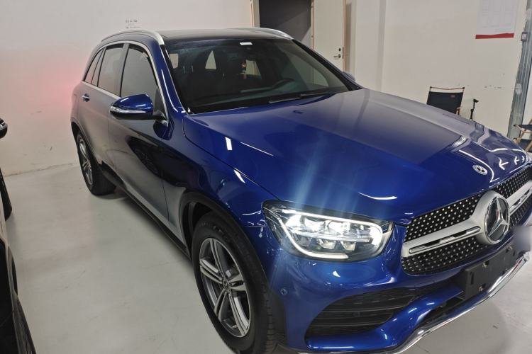 Used Mercedes-Benz GLC 2020 GLC 260 L 4MATIC Luxury Model Front Right 45 Deg