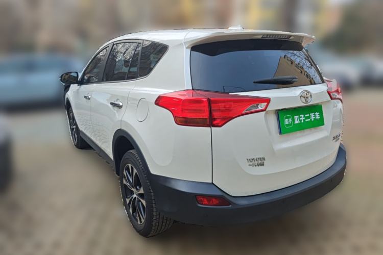 Used Toyota RAV4 2015 2.5L Automatic 4x4 Elite Edition
