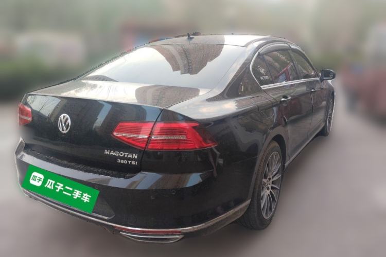 Used Volkswagen Magotan 2018 380TSI DSG Prestige Model Rear Right 45 Deg