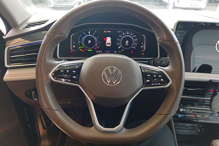 Used Volkswagen Tiguan L New Energy 2023 430 PHEV Plug-in Hybrid Flagship Edition Steering Wheel