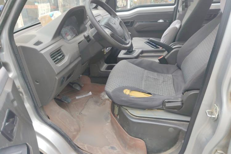 Used Wuling Rongguang Small Truck 2019 1.2L Base Model Single-Row LSI Driver Seat