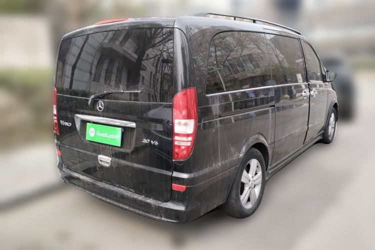 Used Mercedes-Benz Viano 2013 3.0L Hospitality Edition