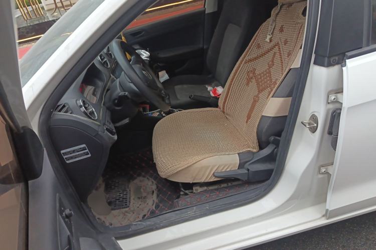 Used Volkswagen Jetta 2017 1.4L Manual Fashion Edition
