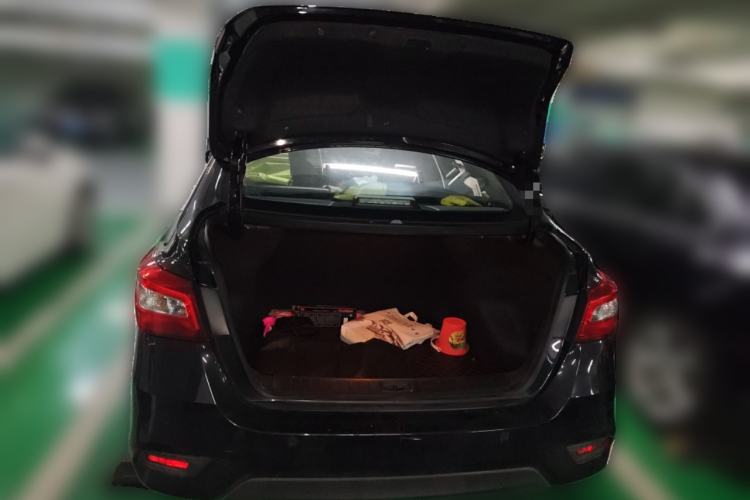 Used Nissan Sylphy 2022 Classic 1.6XE CVT Comfort Edition Trunk