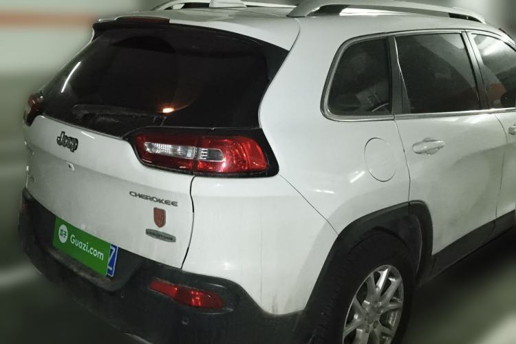 Used Jeep Cherokee 2016 2.4L Professional Edition