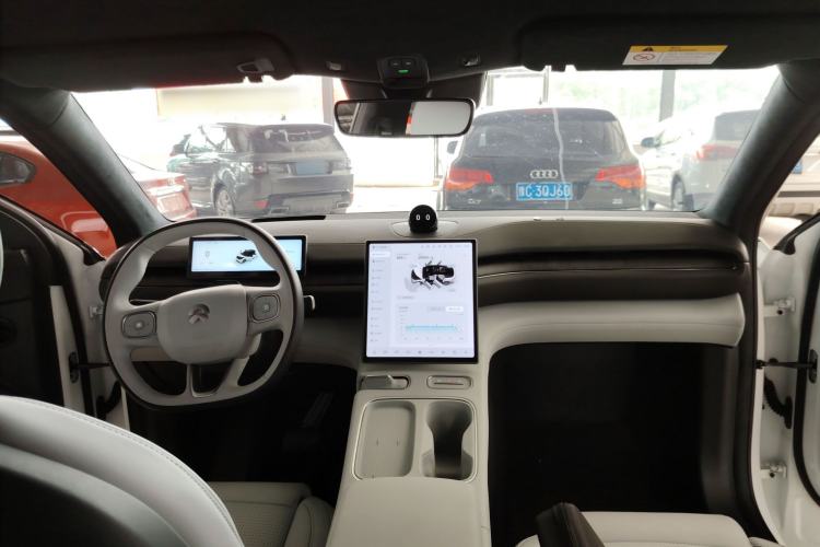 Used Nio ES6 2024 75 kWh
