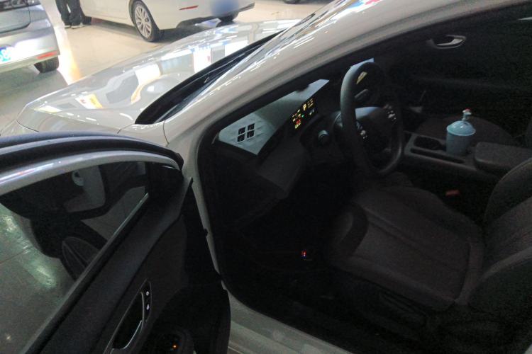 Used Roewe Roewe E6 2025 Model 520km Taxi Version