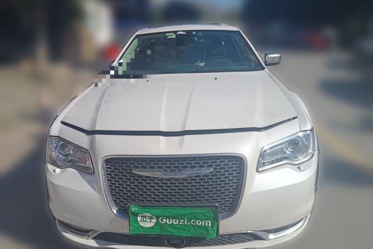 Used Chrysler 300C 2016 3.0L Supreme Edition