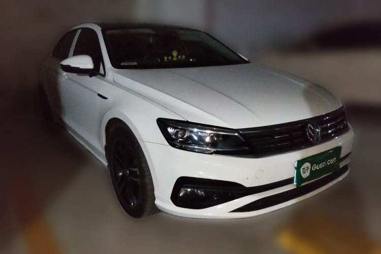 Used Volkswagen Lamando 2019 280TSI DSG Comfort Edition China V Standard Front Right 45 Deg