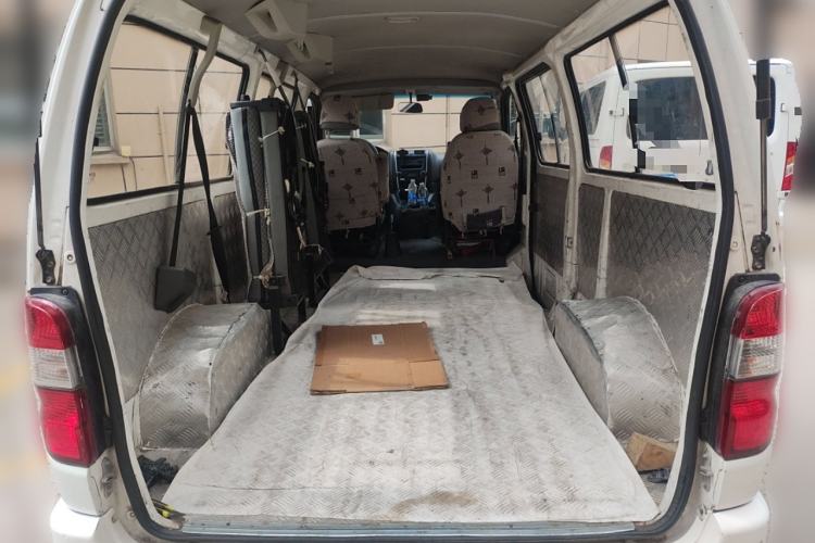 Used Jinbei Express 2017 2.0L Standard Version V19
