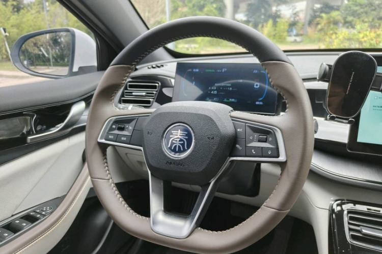 Used BYD Qin PLUS 2024 HONOR Edition DM-i 55KM Leading Model